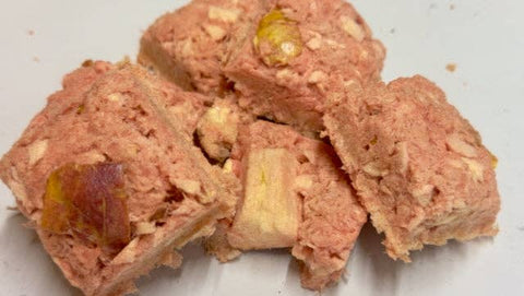 Heavenly Pet Food - Heavenly Simple Snacks - Oink-N-Apple Squares Dog Treats