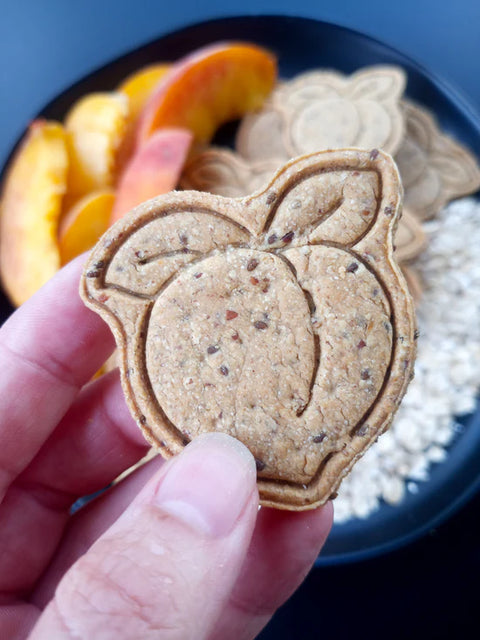 Chienne Pawtisserie Peach Crisp Biscuits