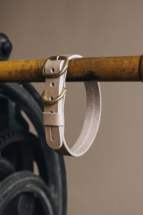 BAND&ROLL - Leather Dog Collar. Fir