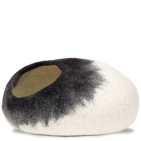 Karma Cat Inc. - Ombre Wool Pet Cave, White & Black