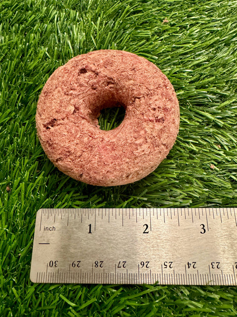 Golden Nibbles - Donut  - Duck & Dragon Fruit - Treat for Dogs & Cats