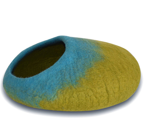 Karma Cat Inc. - Ombre Wool Pet Cave, Green & Turquoise