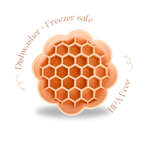 Barks and Brownies - Daisy Slow Feeder Peach