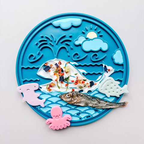 Barks and Brownies - Whale Licking Mat